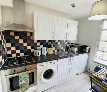 Finsbury Park Apartment | Cosy Studio Flat