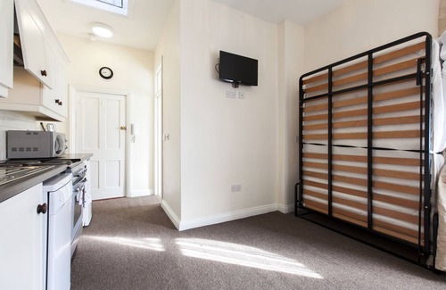Inchicore Apartment | Cosy studio in Dublin's historic Kilmainham district in Dublin 8.