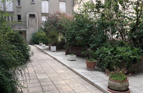 Arsenal Apartment | Cosy studio ST PAUL Le Marais
