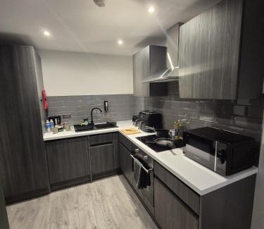 Bradford Apartment | Cotswold Escape 15 - City Centre