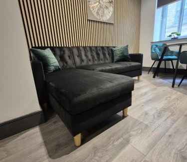 Bradford Apartment | Cotswold Escape 15 - City Centre