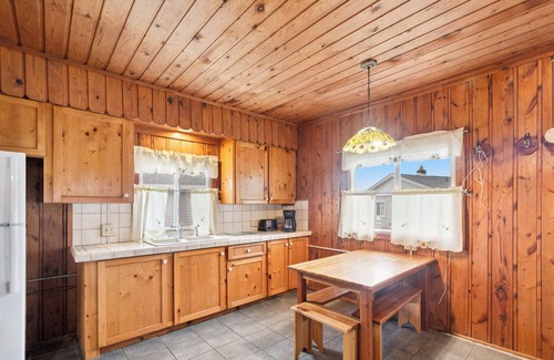 Greenbush Cabin | Cottage #4: 3BR/1BA Relaxing Lakeside Retreat!nn