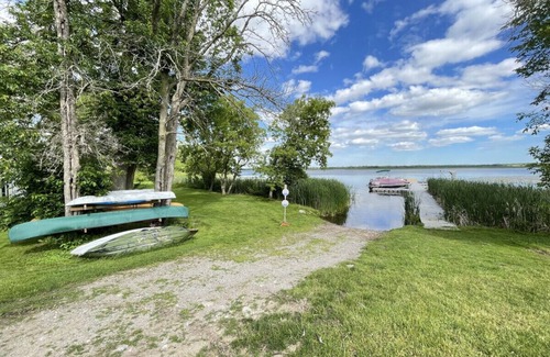 Campbellford Cabin | Cottage #5 - Catch More Resort