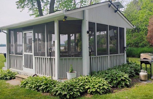 St. Michaels Cottage | Cottage #8 Herons Nest Lg 2 rooms Under Main House