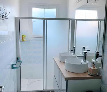 Salles sur Mer House | Cottage Chaleureux Proche Ocean
