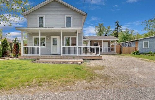 Amherstburg House | Cottage Escape by the Watern