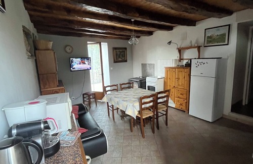Benonces House | Cottage house bugey méridional Cascades Benonces 70km Lyon.
