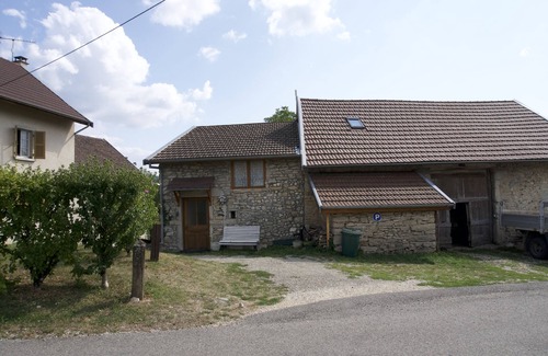 Benonces House | Cottage house bugey méridional Cascades Benonces 70km Lyon.
