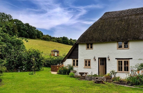 Blandford Forum Cottage | Cottage in Dorset near Lulworth Cove