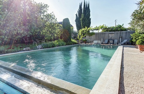 Oppede Cottage | Cottage in Oppède amidst Vineyards