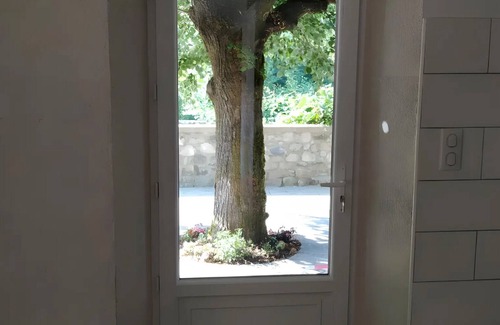 Les Assions Cottage | Cottage 'L'Ancienne Estable' with Private Terrace, Private Garden and Air Conditioning