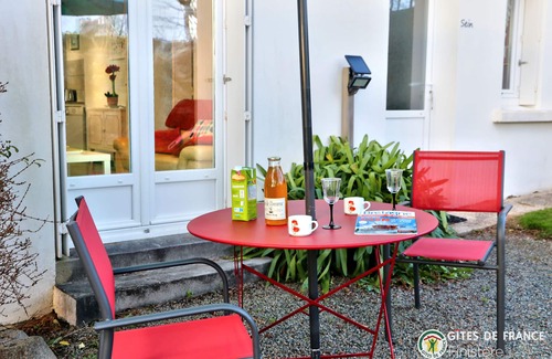 La Foret-Fouesnant Cottage | Cottage of Suzette -