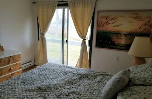 Alexandria Bay Cottage | Cottage rental in the Thousand Islands, Alexandria Bay, NY with dock