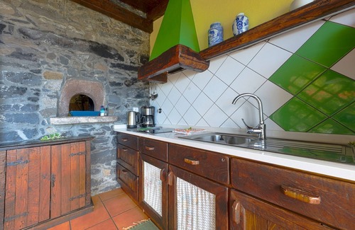 Arco da Calheta Cottage | Cottage Sapateiro, a shelter in the nature!