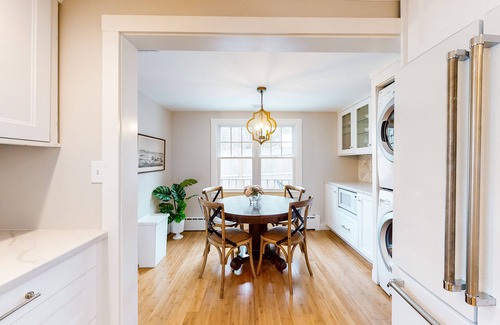 Vineyard Haven House | Cottage w/water views from front yard, central ac & fireplace