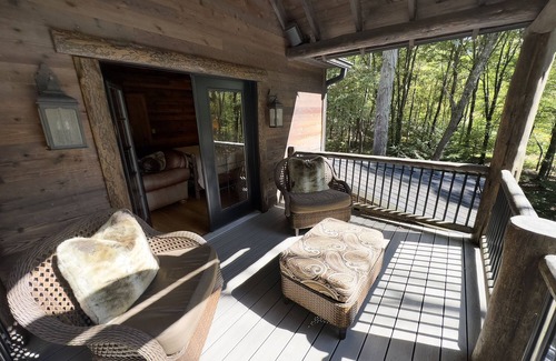 Dover Cottage | Cottage with fireplace and hot tub - on 400 acre property!