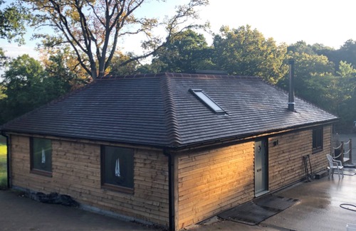 Farnham Apartment | Cottage with heated indoor pool & tennis court - 2142