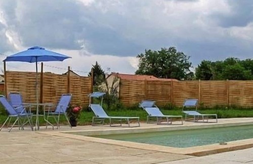 Thonac Cottage | Cottage with pool and garden, can accommodate 6 people, 2 bedrooms