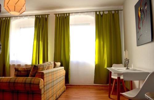 Cottbus Apartment | Cottbuser FeWo - EG.
