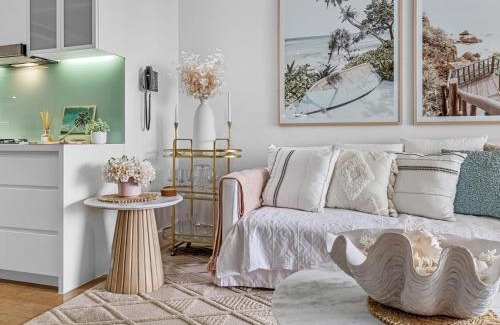 Casuarina Apartment | Cotton Beach 21 - Coastal Elegance with pool