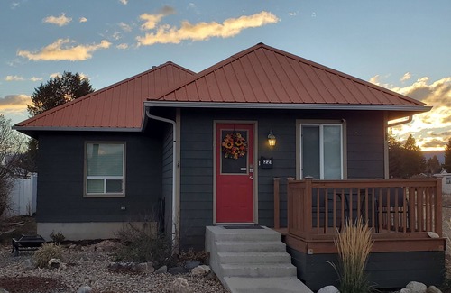 Deer Lodge House | Cottonwood Creek Getaway