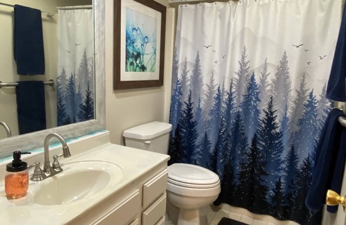 Teeds Grove Apartment | Country Apartment Rental in an Outdoor Paradise!