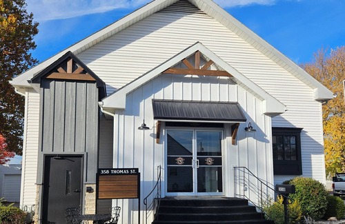 Fostoria Apartment | Country charm and modern finishes with beautiful open living and dining areas
