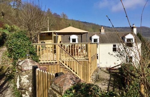 Redbrook Cottage | Country Cottage With Truly Amazing Views Over The River Wye valley. Pet friendly