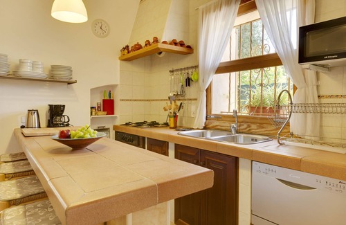 Buger Cottage | country estate ideal for families