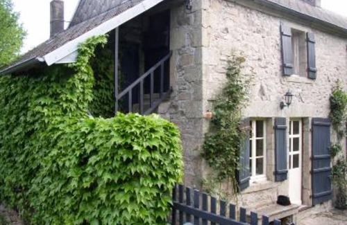 Toulx-Sainte-Croix House | Country house with swimming pool in a peaceful woodland setting