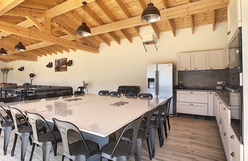 Avignon House | COUNTRY HOUSE 2 STEPS FROM THE CITY