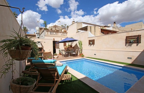 Porreres Villa | Country House 'Antonio' with Private Pool, Wi-Fi and Air Conditioning
