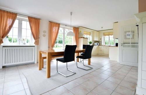 Borgsum Apartment | Country house Campe