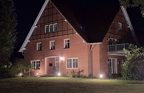 Soltau House | Country house Eichengarten spacious & elegant-6 bedrooms, 7 bathrooms, 12 pers.