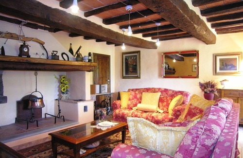 Vicchio Other | Country House /Farm House in Santo Stefano with 5 bedrooms sleeps 9