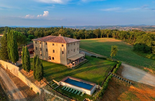 Buonconvento Other | Country House/Farm House in Bibbiano with 9 bedrooms sleeps 20