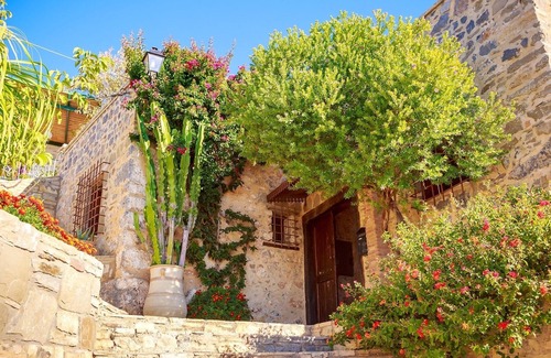 Anatoli House | Country house with 4 bedrooms, Jacuzzi and infintive views to the Med sea