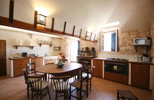 Manacor Villa | Country House 'Son Mas Vell' with Private Pool, Private Terrace and Wi-Fi
