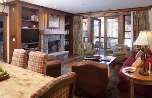 Snowmass Village House | Countryside at Snowmass - CoralTree Residence Collection