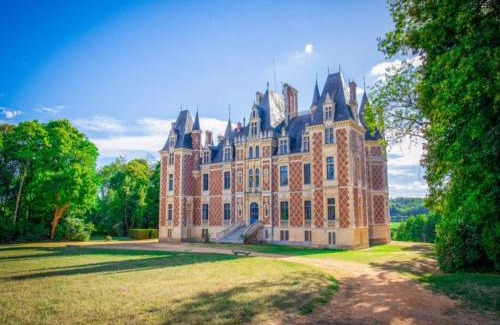 Maigne House | Countryside castle with Concierge Luxury