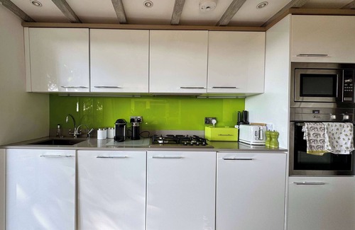 Macclesfield House | Countryside Cottage with Panoramic Views