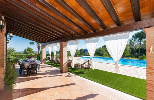Formello Villa | Countryside Luxury Villa with Private Pool in the Outskirts of Rome