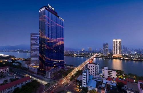 Hai Chau Hotel | Courtyard by Marriott Danang Han River