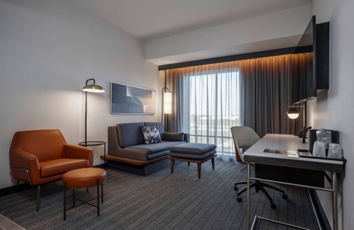 Madison Hotel | Courtyard By Marriott Madison