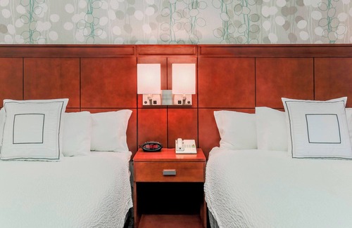 Lake Mary Hotel | Courtyard by Marriott Orlando Lake Mary/North