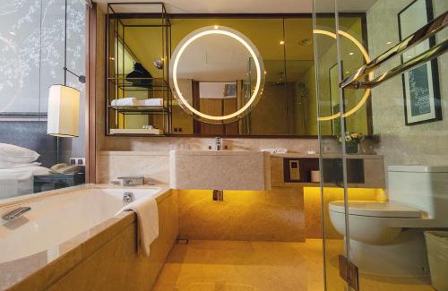 Guangling Qu Hotel | Courtyard by Marriott Yangzhou