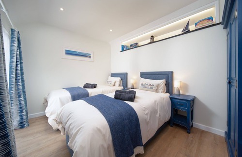 Barnstaple Cottage | Courtyard Cottage Barnstaple