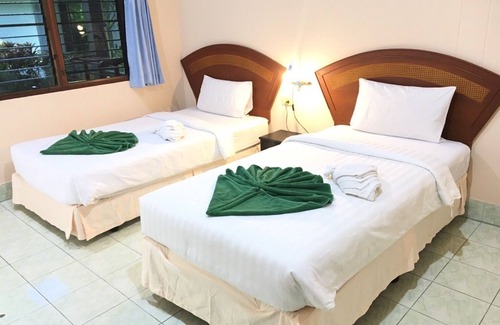 Khuekkhak Hotel | Cousin Resort