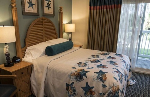 West Yarmouth Resort | Cove at Yarmouth - 1 Bedroom w/ Kitchenette