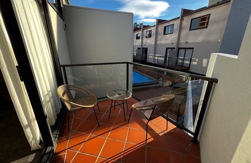 Hobart Central Business District Apartment | ‘Cove Loft’ - 3 Bed Apartment in Hobart City